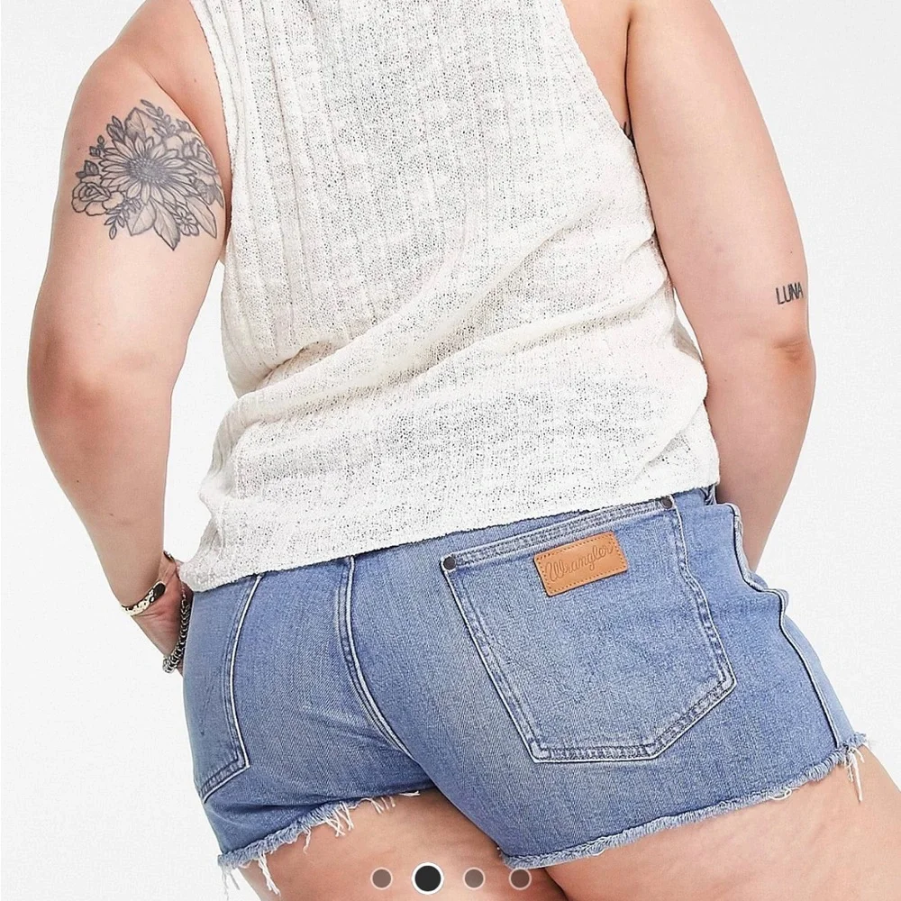 NWT Wrangler Shorts - Picture 2 of 5